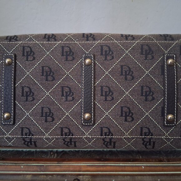 DOONEY & BOURKE SHOULDER BAG - Picture 4 of 7